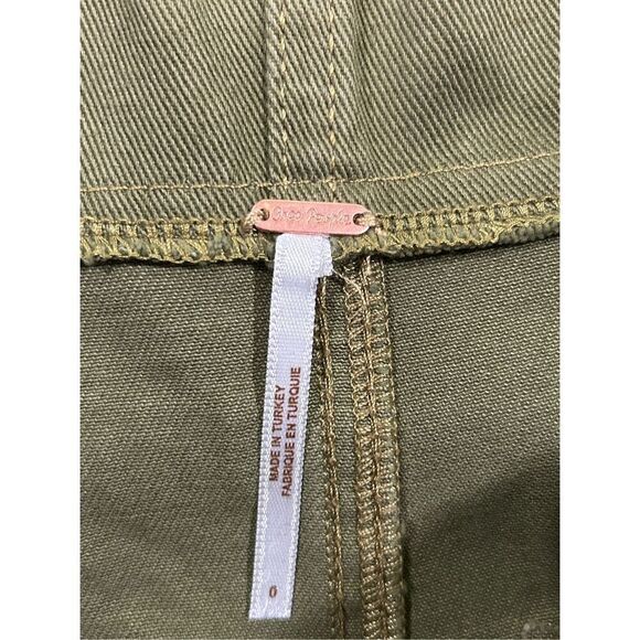 FREE PEOPLE short HR size 0 - Picture 5 of 6